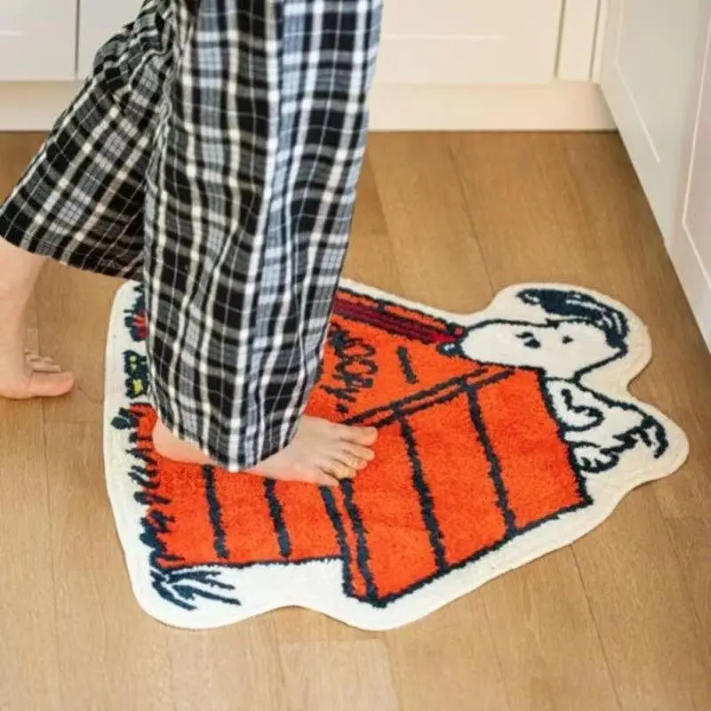 귀여운 만화 스누피 집 모양 러그 부드럽고 미끄럼 방지 - Home Decor Online 리뷰 및 가격